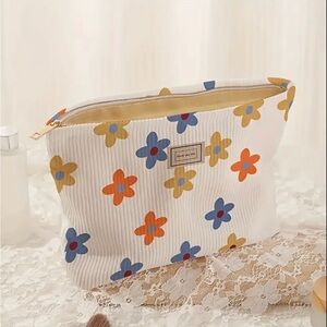 NWT colorful floral boho girly corduroy trendy makeup cosmetic bag!